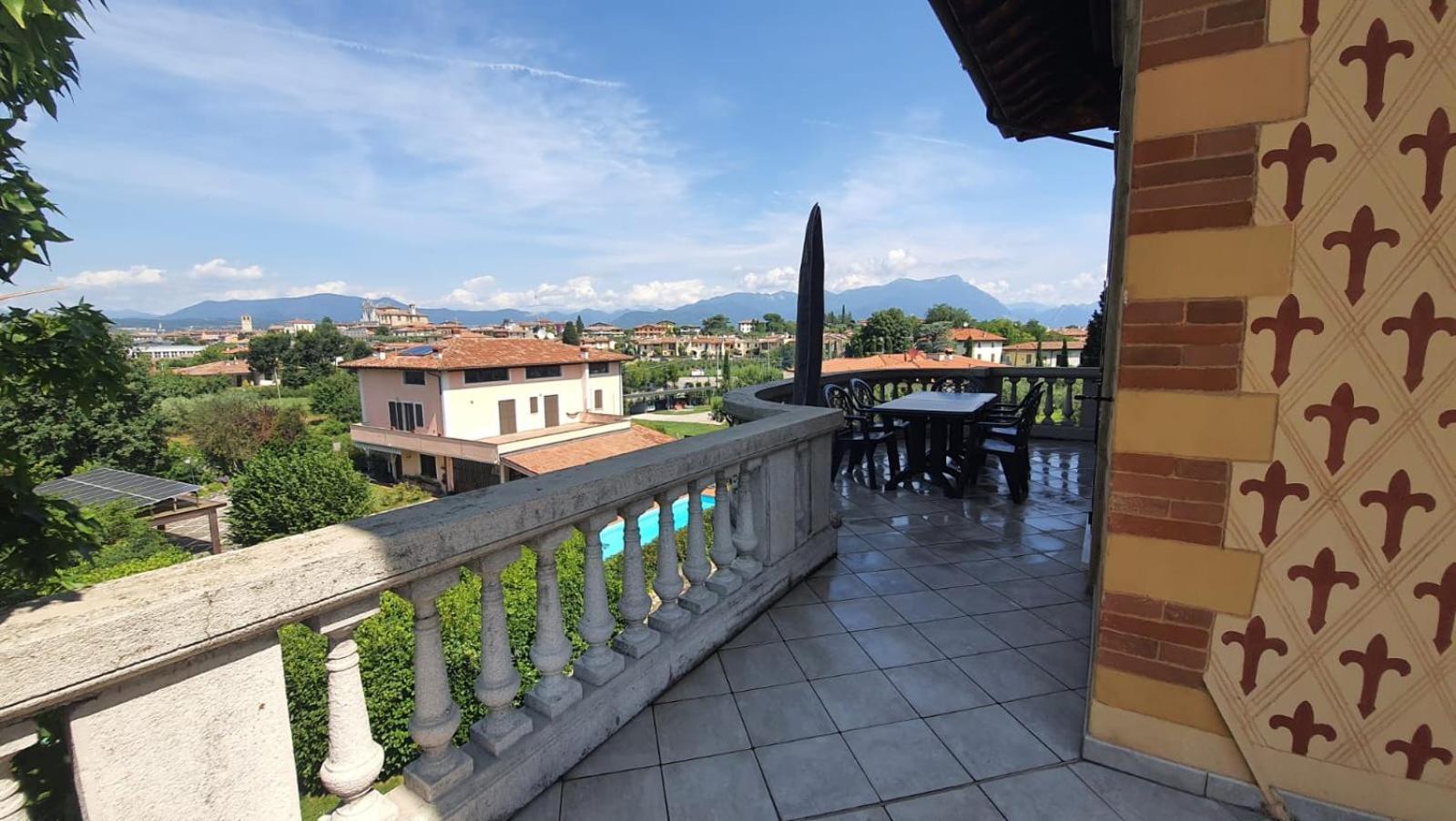 Villa Santa Caterina Манерба дел Гарда Екстериор снимка