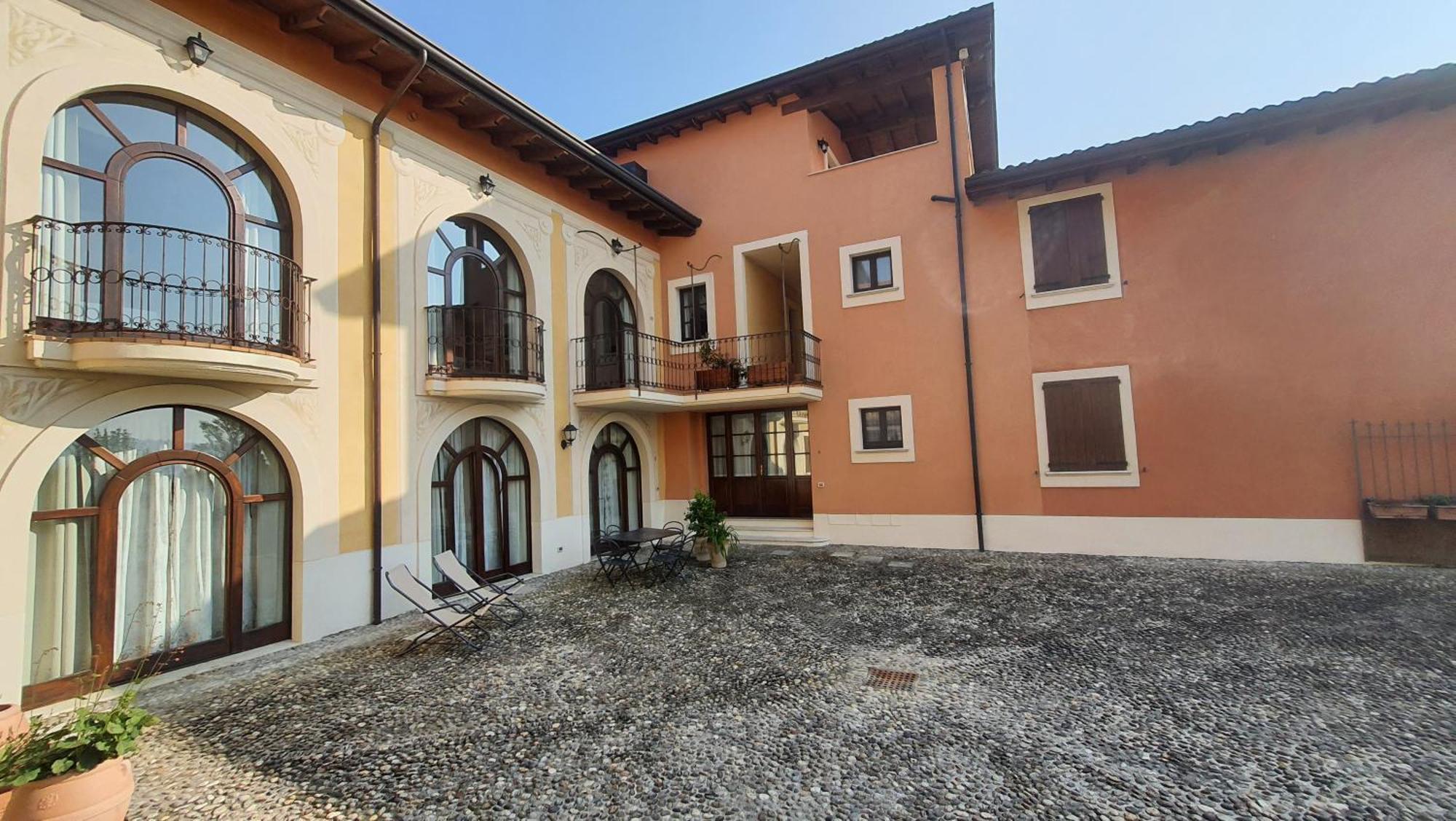 Villa Santa Caterina Манерба дел Гарда Екстериор снимка