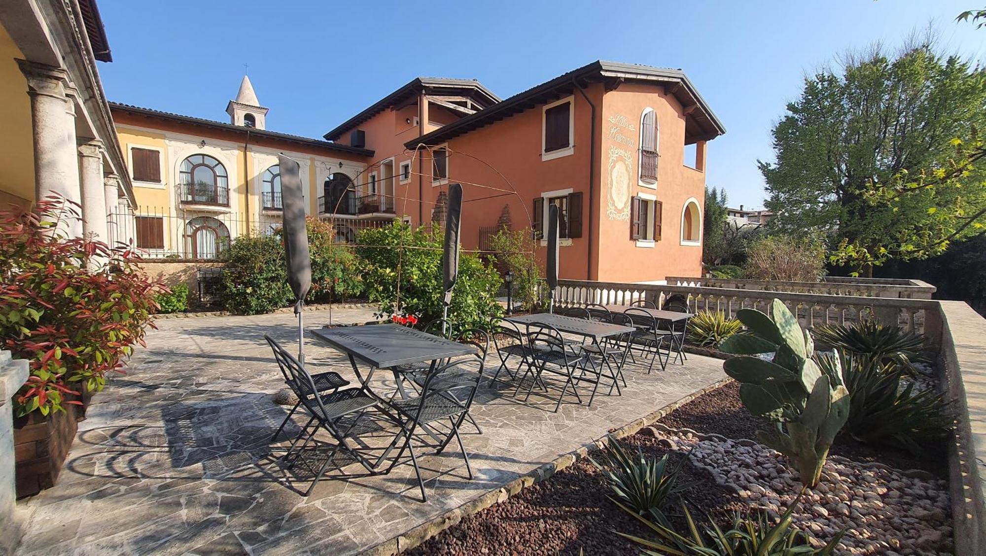 Villa Santa Caterina Манерба дел Гарда Екстериор снимка